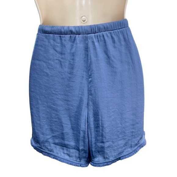 HEARTLOOM Devin shorts ONLY - Picture 13 of 13